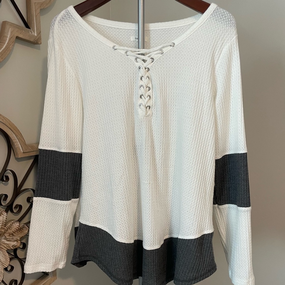 Maurices Black and White Ribbed Long Sleeve Blouse with Tie Front